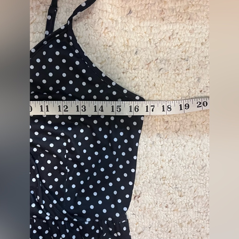 Polka Dot dress, Large, adjustable straps, cute tiered ruffles at the bottom - Picture 8 of 9